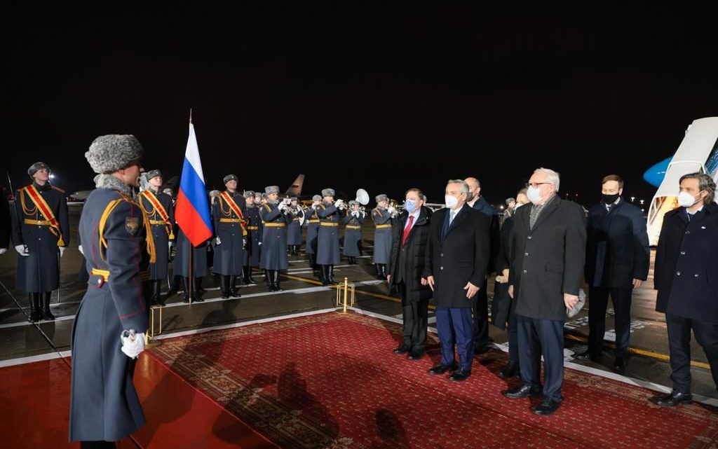 El Presidente arribó a Rusia, donde mañana se reunirá con su par Vladímir Putin El Presidente arribó a Rusia, donde mañana se reunirá con su par Vladímir Putin