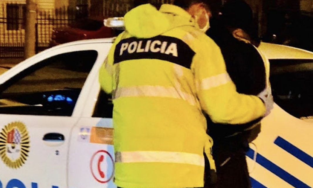 Detenido al chocar alcoholizado contra un vehículo en Ushuaia