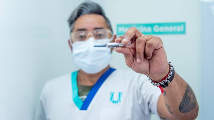 LA MUNICIPALIDAD DE USHUAIA COMIENZA A VACUNAR A SU PERSONAL