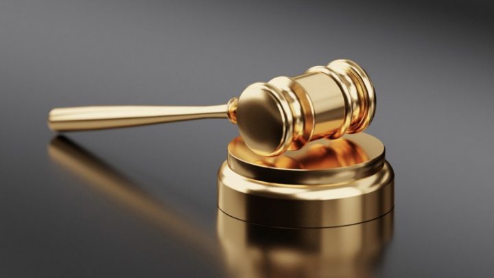 Le Suspendieron La Licencia De Conducir Por No Pagar La Cuota Alimentaria De Su Hija