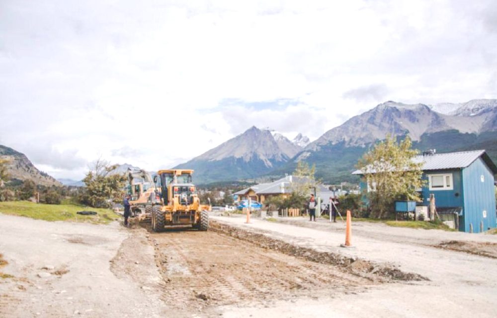 Avanza la obra de pavimentación en calle Los Ñires