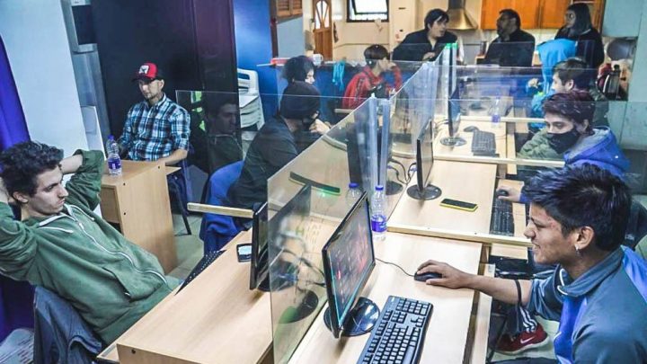 INCIARON LAS ACTIVIDADES DE E-SPORTS PARA JÓVENES EN PUNTO DIGITAL DE LA MUNICIPALIDAD DE USHUAIA