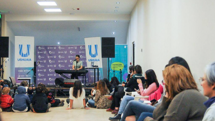 SE REALIZÓ LA VARIETÉ FEMINISTA EN LA CASA DE LA MUJER