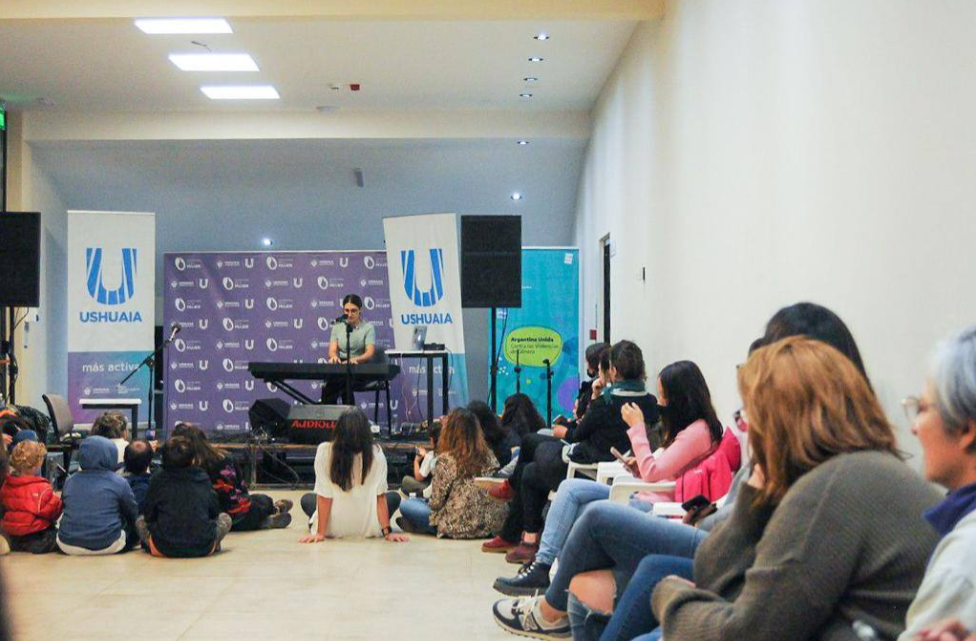 SE REALIZÓ LA VARIETÉ FEMINISTA EN LA CASA DE LA MUJER