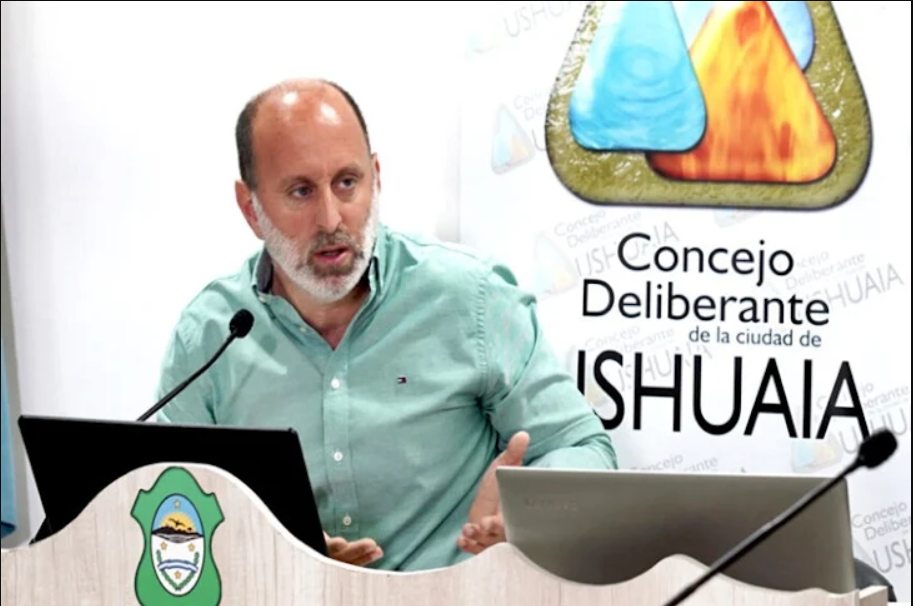 Concejal Branca, la Constituyente es un circo, un cachivache, pero quiero participar