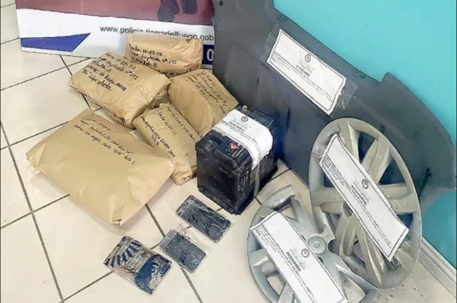 Allanamientos por robo, secuestraron marihuana y cocaina