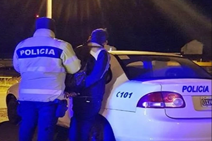 Detenido caminando con una amoladora robada