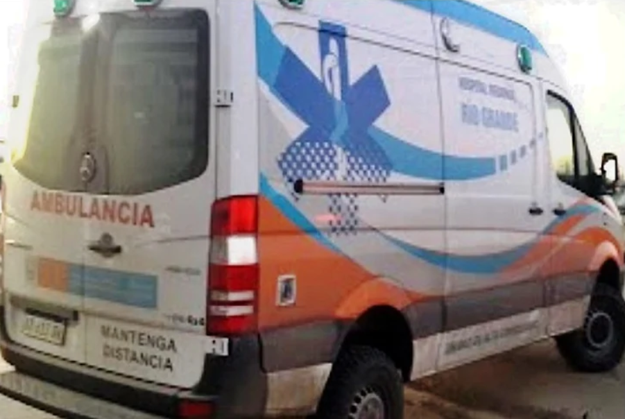 Mujer trasladada al Hospital, luego de ser atropellada por un colectivo Mujer trasladada al Hospital, luego de ser atropellada por un colectivo
