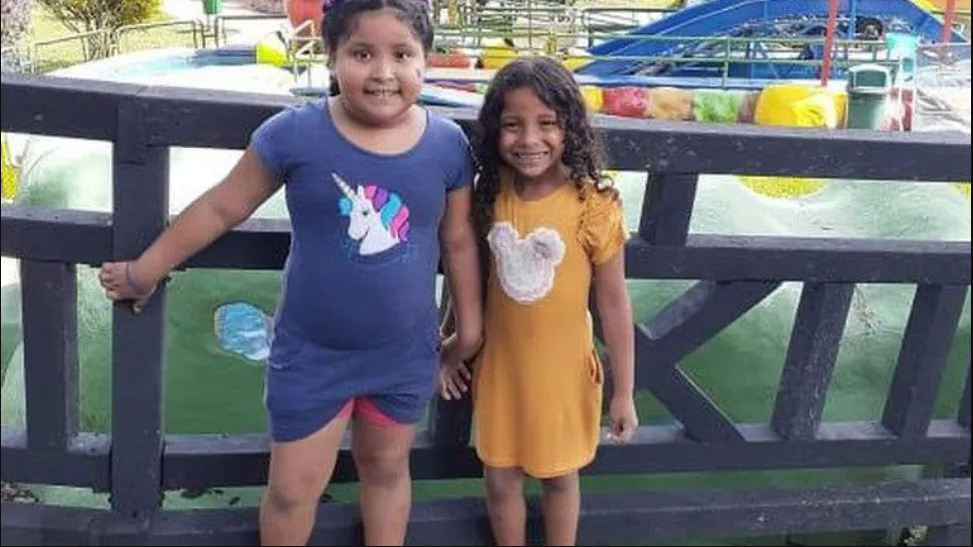 Dos familias se llevaron a la beba equivocada y la criaron como propia durante 4 años