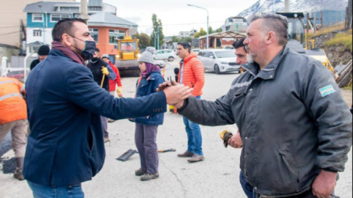 VUOTO RECORRIÓ LA OBRA DE CONSTRUCCIÓN DE LA BICISENDA EN LA CALLE 44 HÉROES DEL SUBMARINO ARA SAN JUAN
