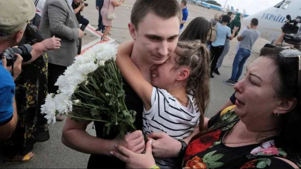 Guerra Rusia-Ucrania: realizan el intercambio de prisioneros más grande desde el inicio del enfrentamiento