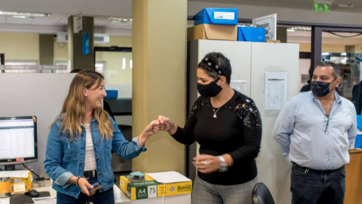 TRAS ASUMIR, YÉSICA GARAY RECORRIÓ LAS DISTINTAS ÁREAS QUE DEPENDEN DE LA SECRETARIA DE GOBIERNO