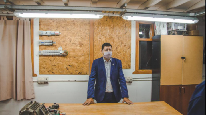 EL SECRETARIO DE FINANZAS DE LA MUNICIPALIDAD DE USHUAIA RECORRIÓ LOS TALLERES DE FORMACIÓN LABORAL