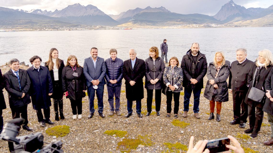LADE aumentó de 3 a 14 sus vuelos a Tierra del Fuego