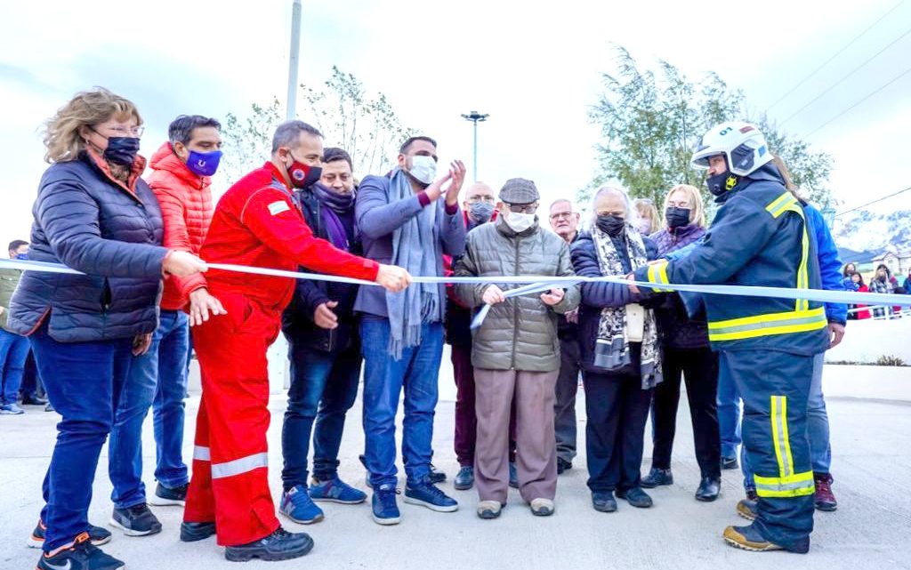 Fue reinagurada “la Placita de los Bomberos”
