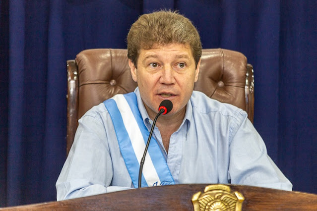 Aumentos salariales a estatales, le hemos ganado a la inflación, manifestó el gobernador