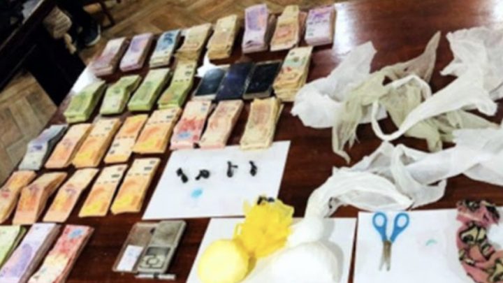 Allanamiento y dos detenidos en operativo antidrogas