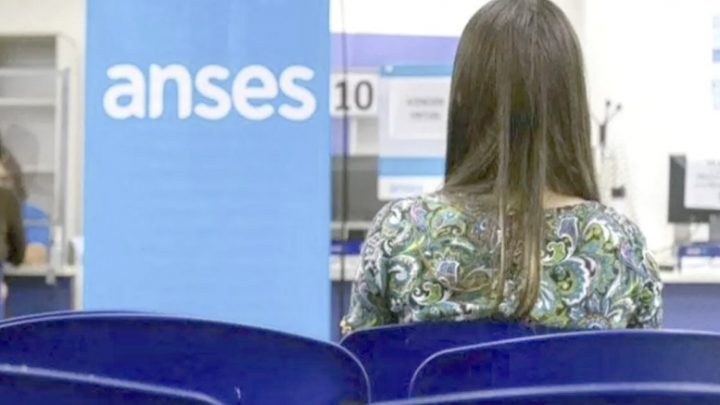 Habilitan puntos de asistencia para el bono extraordinario de Nación