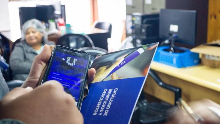 LA TARJETA +U LLEGÓ A VECINOS Y VECINAS DEL BARRIO FELIPE VARELA