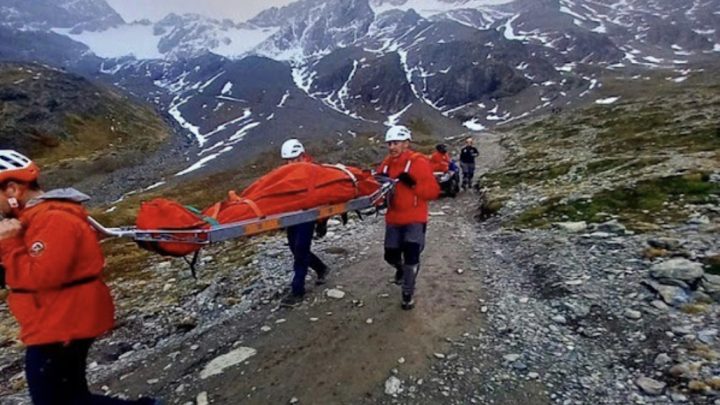 Un hombre de 61 años, rescatado tras una caída en la senda del Glaciar Martial