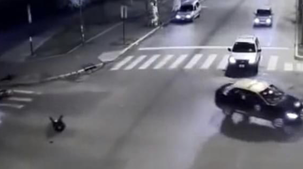 Condenaron a 25 años de cárcel a un policía que mató a dos motochorros a quemarropa Condenaron a 25 años de cárcel a un policía que mató a dos motochorros a quemarropa