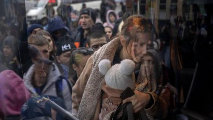 El desgarrador relato de una mujer violada en Kharkiv a manos de un soldado ruso: “Tengo suerte de estar viva”