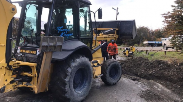LA MUNICIPALIDAD DE USHUAIA REALIZÓ TRABAJOS VIALES EN EL CAMINO AL GLACIAR MARTIAL