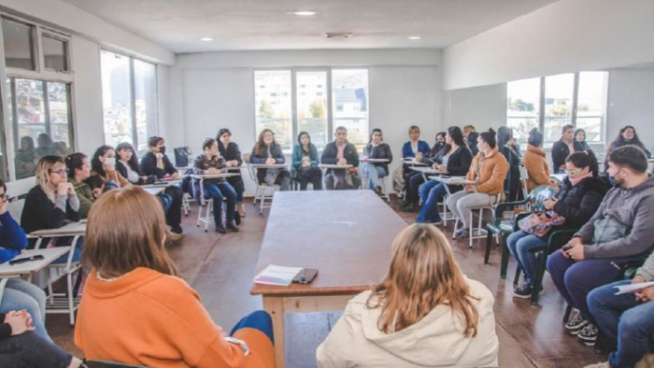 LA MUNICIPIO DE USHUAIA CONTINUARÁ CAPACITANDO A SU PERSONAL EN COMUNICACIÓN ACCESIBLE