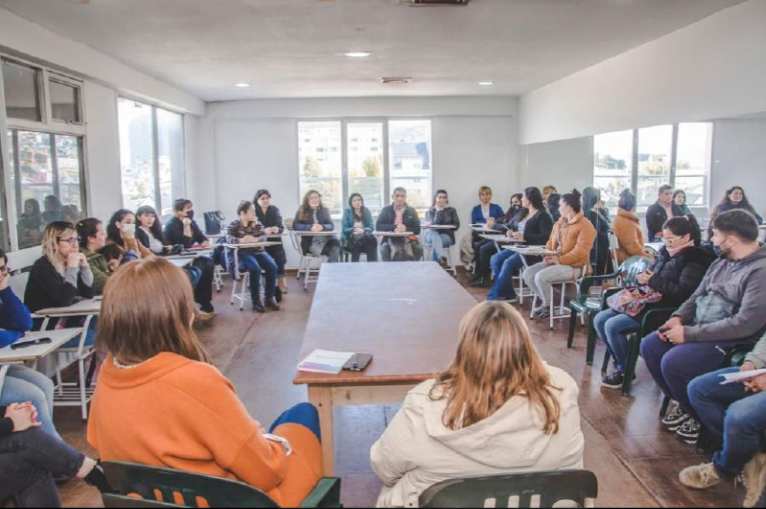 LA MUNICIPIO DE USHUAIA CONTINUARÁ CAPACITANDO A SU PERSONAL EN COMUNICACIÓN ACCESIBLE