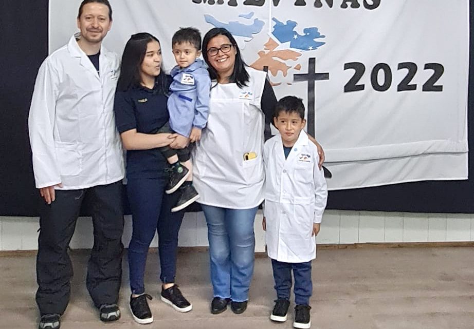 Después de dos años de pandemia, comenzaron las clases en la escuela de la Base Esperanza