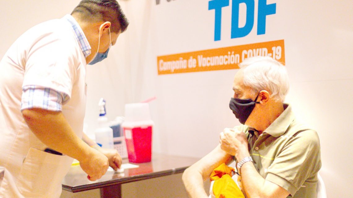 Continúa la aplicación de dosis de refuerzo contra el covid-19 y vacunas del calendario nacional Continúa la aplicación de dosis de refuerzo contra el covid-19 y vacunas del calendario nacional