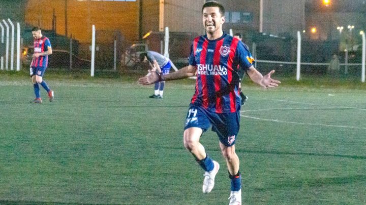 Los Cuervos y Camioneros son líderes del Clausura