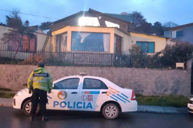 Allanamiento por robo de tarjetas de credito en Ushuaia, una pareja imputada