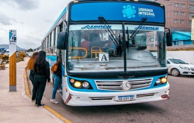 El barbijo seguirá siendo obligatorio en los colectivos en Ushuaia