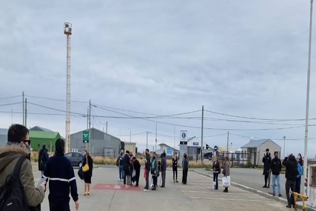 Desalojaron aeropuerto de Rio Grande, por pasajero que dijo tener una bomba Desalojaron aeropuerto de Rio Grande, por pasajero que dijo tener una bomba
