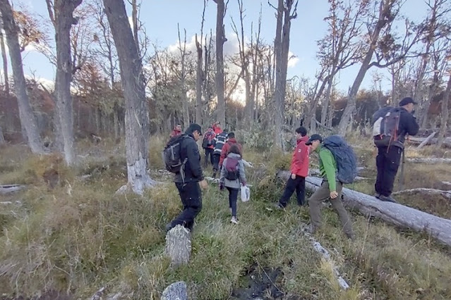 Rescatan a una pareja de turistas extraviados en Laguna Negra Rescatan a una pareja de turistas extraviados en Laguna Negra