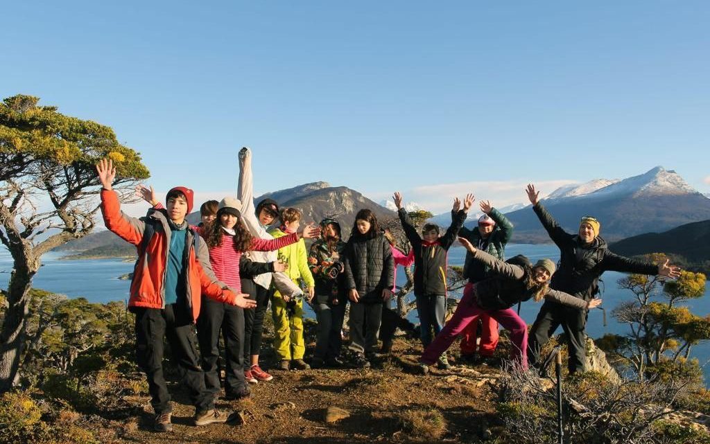 ALUMNOS DE LA ESCUELA MUNICIPAL DE MONTAÑA REALIZARON PERNOCTE EN ISLA REDONDA
