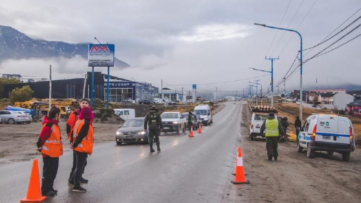 LA MUNICIPALIDAD DE USHUAIA REALIZÓ CONTROLES DE TRÁNSITO CONJUNTOS CON GENDARMERÍA NACIONAL