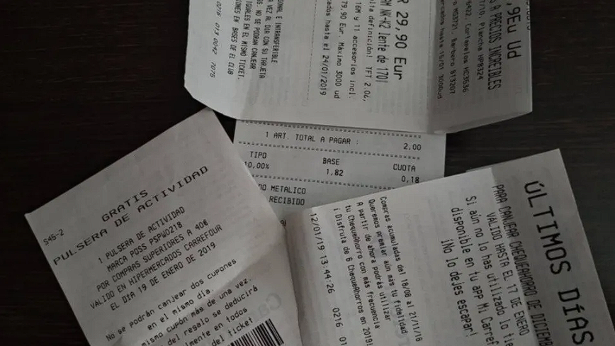 El peligroso motivo por el que recomiendan no guardar los tickets durante mucho tiempo