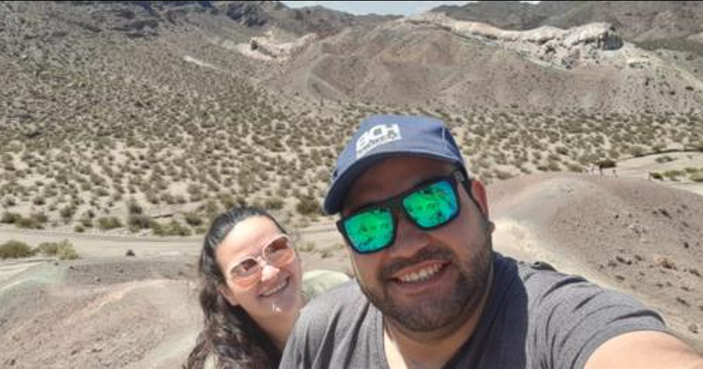 Tenían que sacarle un riñón y le “mandó” un mensaje a su novia en plena cirugía: “Te amo mucho” Tenían que sacarle un riñón y le “mandó” un mensaje a su novia en plena cirugía: “Te amo mucho”