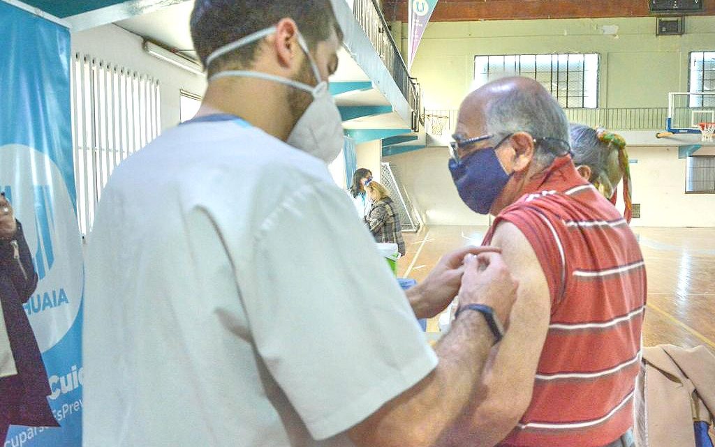 Covid-19: “el esquema completo de vacunación es fundamental para reducir la expansión del virus”, insistió Basombrío Covid-19: “el esquema completo de vacunación es fundamental para reducir la expansión del virus”, insistió Basombrío