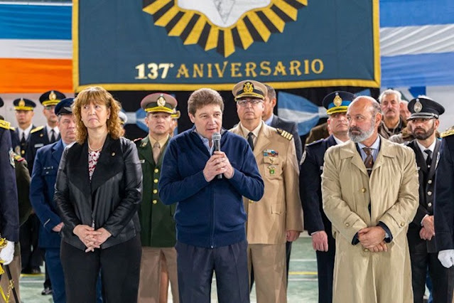Melella anuncio 400 viviendas y nueva mesa salarial para la Policia