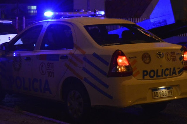 Un hombre fue atacado por varias personas con un arma blanca Un hombre fue atacado por varias personas con un arma blanca