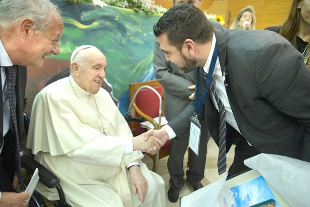 El intendente Vuoto en el Vaticano con el Papa Francisco El intendente Vuoto en el Vaticano con el Papa Francisco