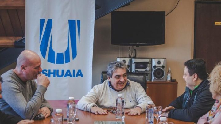 EL INSTITUTO MUNICIPAL DE DEPORTES DE USHUAIA LLEVÓ ADELANTE UNA REUNIÓN CON EL CÍRCULO DE PERIODISTAS DEPORTIVOS DE LA CIUDAD