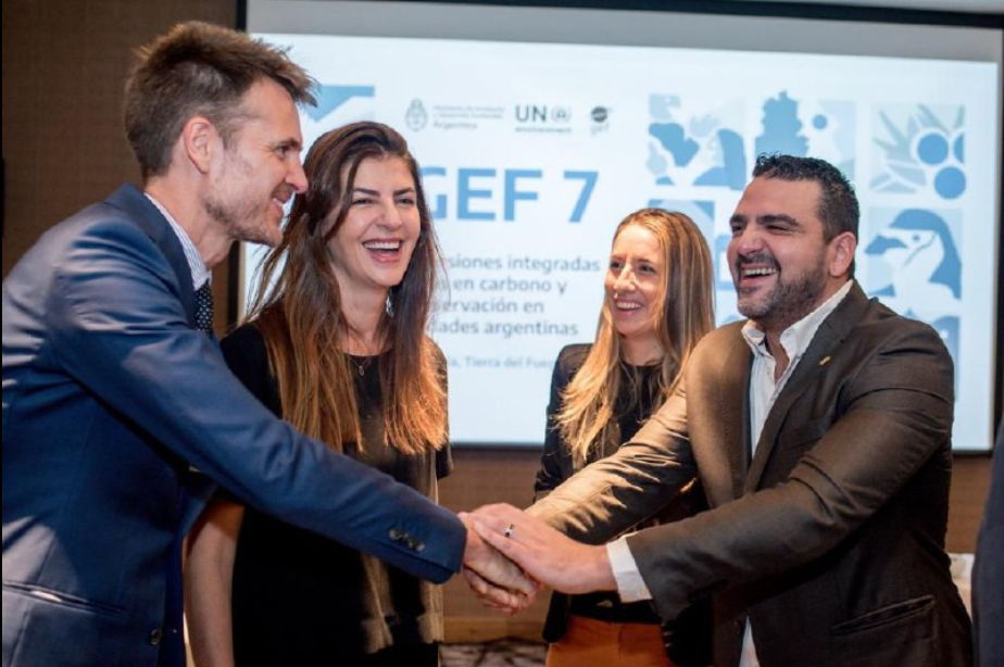 BETTINA ROMERO: “TENER CIUDADES MÁS VERDES HARÁ CRECER EL TURISMO”