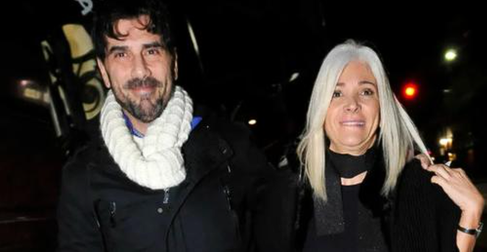 Salió a la luz una foto de Juan Darthes y su esposa en un restaurant de Río de Janeiro