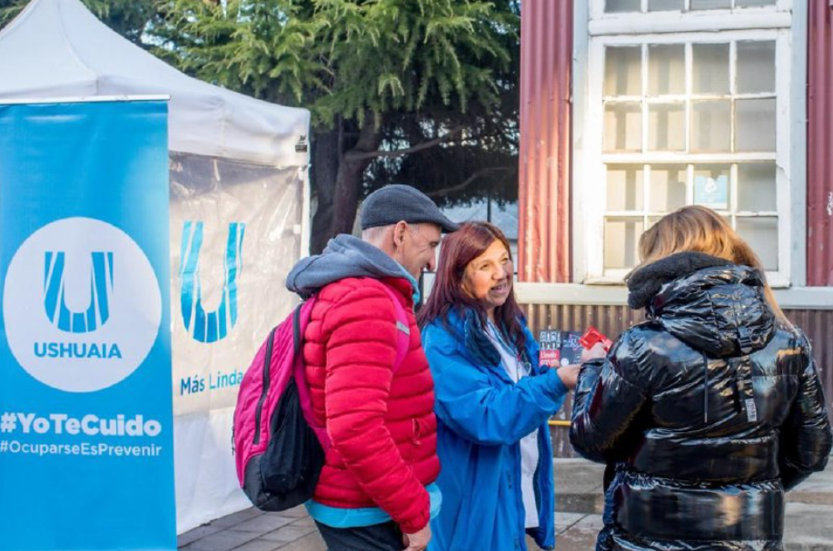 LA MUNICIPALIDAD REALIZÓ TESTEOS GRATUITOS DE VIH CON AMPLIA CONCURRENCIA LA MUNICIPALIDAD REALIZÓ TESTEOS GRATUITOS DE VIH CON AMPLIA CONCURRENCIA