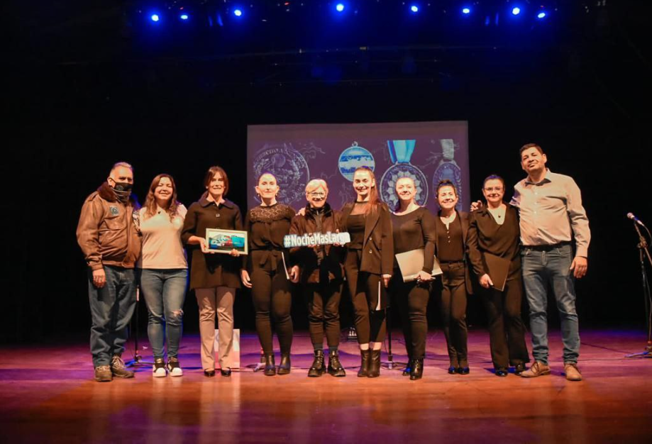 “VALIENTES: UNA HISTORIA DE MUJERES” INAUGURÓ EL CICLO TEATRAL DE LA FIESTA NACIONAL DE LA NOCHE MÁS LARGA