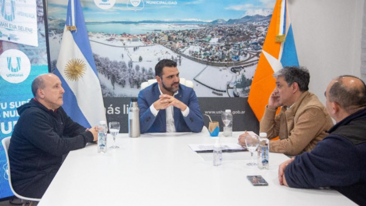 EL INTENDENTE WALTER VUOTO RECIBIÓ AL PADRE DANIEL MARTÍNEZ